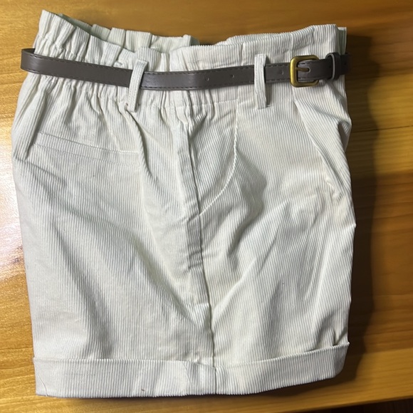 Cider high waisted belted corduroy zip button wide leg shorts ivory - Picture 6 of 7